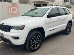 جیپ گراند شیرۆکی